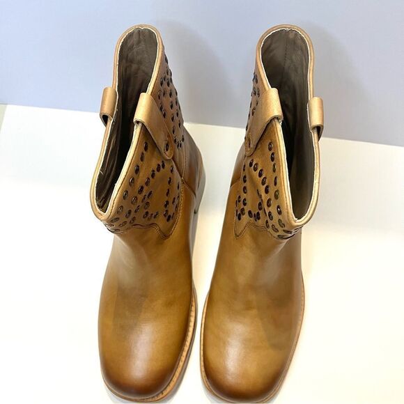 We The Free Harmony Studded Pull On Ankle Boots In Caramel, 9, New in Box - Picture 6 of 12